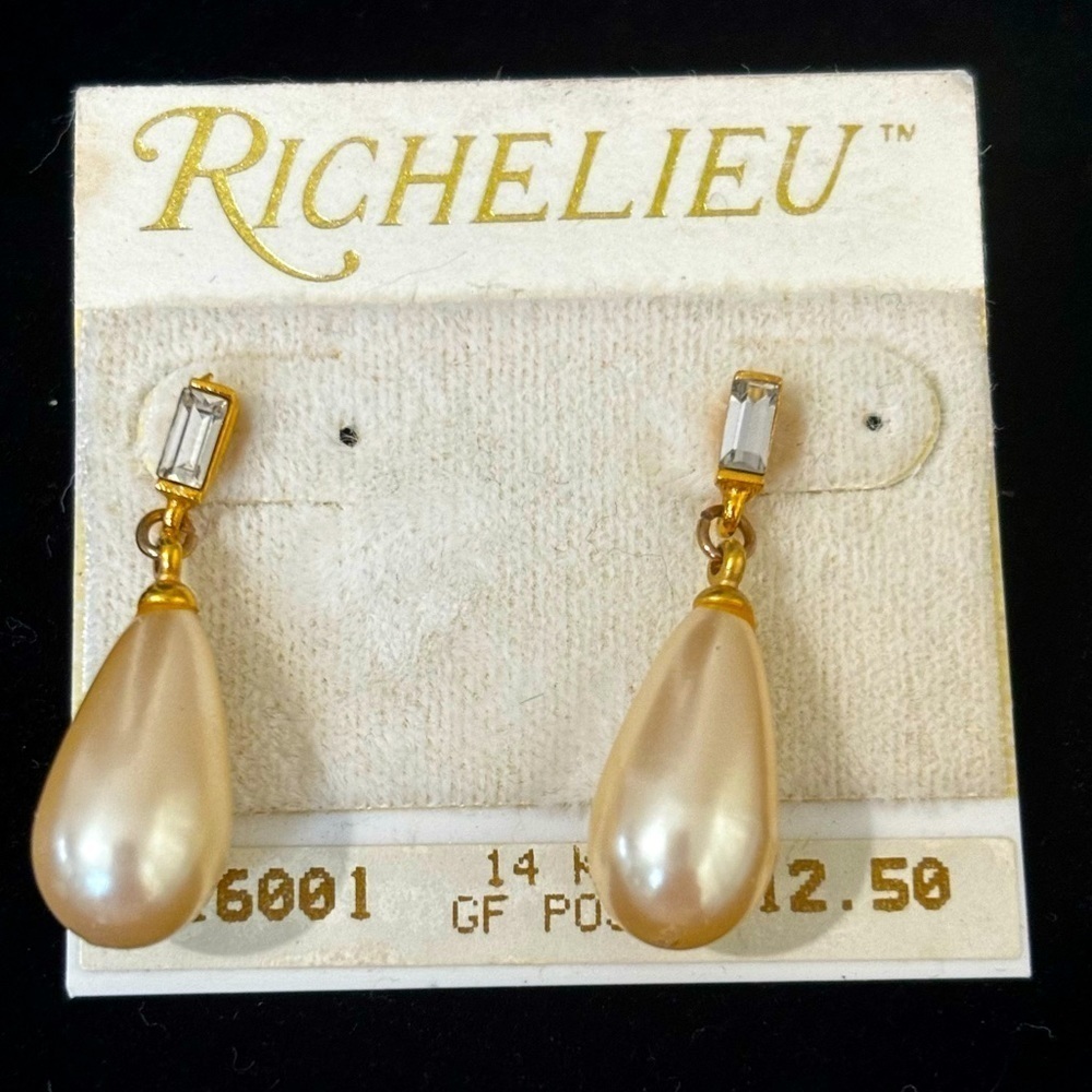 Richelieu vintage new old stock faux pearl gold filled dangle earrings